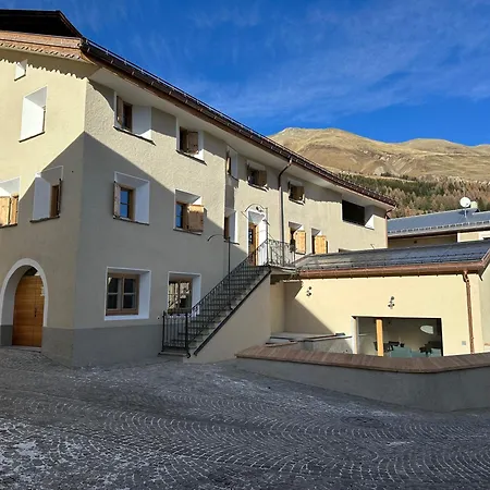 Chesa Unica - Terrassa